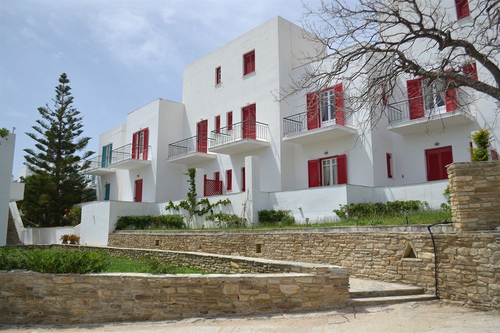Ostria Hotel & Apartments Gavrio Exterior photo